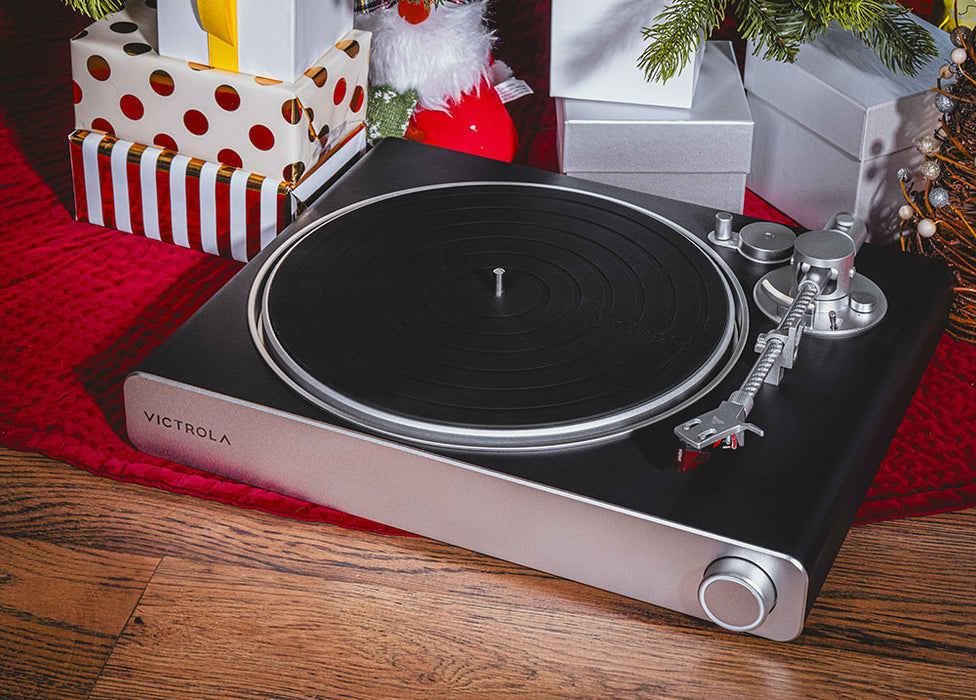Spin into Savings - The Hottest Black Friday Turntable Deals Right Now (Home Theater Review)
