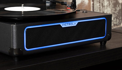 Journey Glow: Modern Tech with Retro Vibes (Nerdnet)