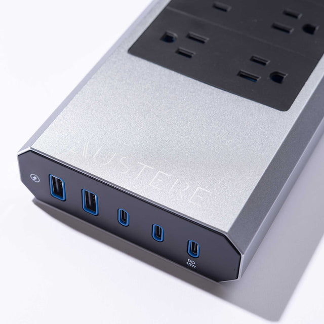 Austere Audio VII Series Power 6-Outlet with Omniport USB+PD Image 2