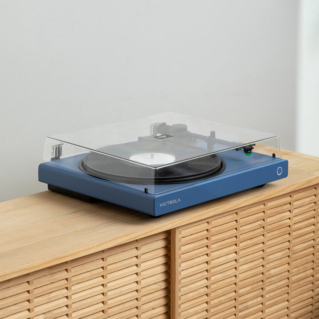 Wave Bluetooth Turntable with Auracast Image 2