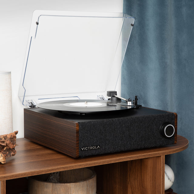 Eastwood II Signature Record Player Image 2