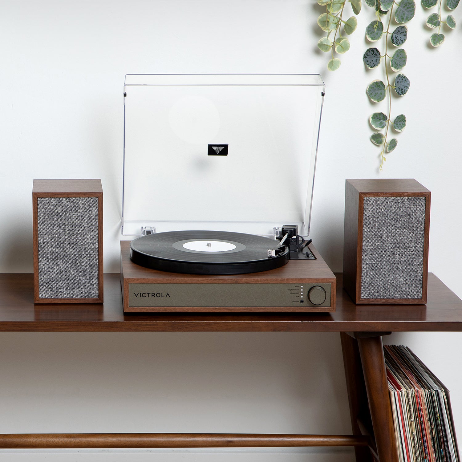 Harmony Turntable System – Victrola - Main Image