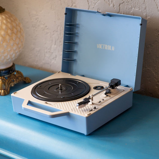 Re-Spin Suitcase Record Player - Blue Image 2